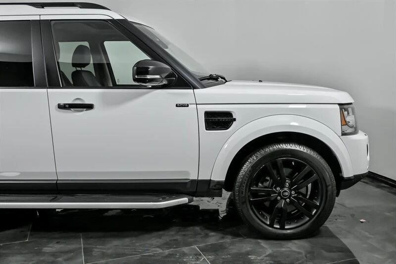 2016 Land Rover Discovery 4th Gen - Image 12 of 12