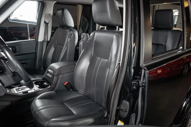 2016 Land Rover Discovery 4th Gen - Image 4 of 8