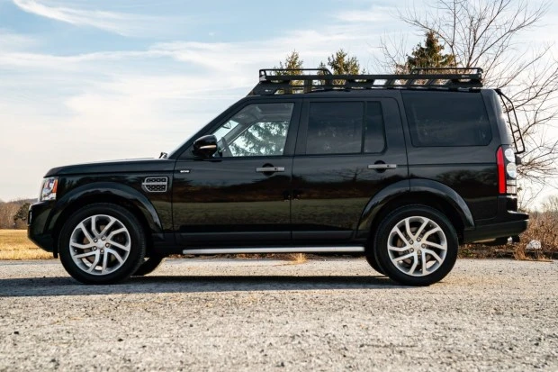2016 Land Rover Discovery 4th Gen - Image 3 of 8