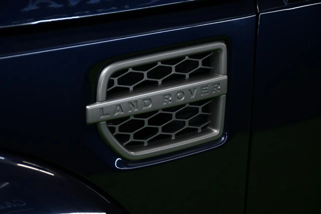 2016 Land Rover Discovery 4th Gen - Image 9 of 21