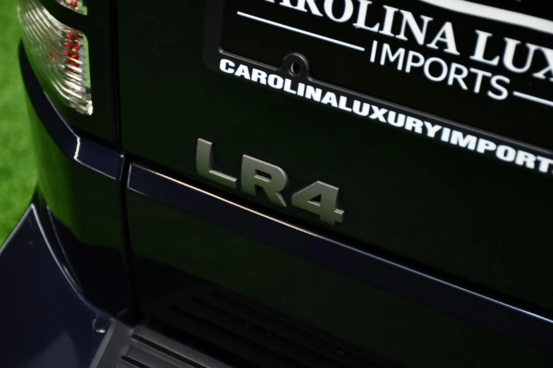 2016 Land Rover Discovery 4th Gen - Image 11 of 21