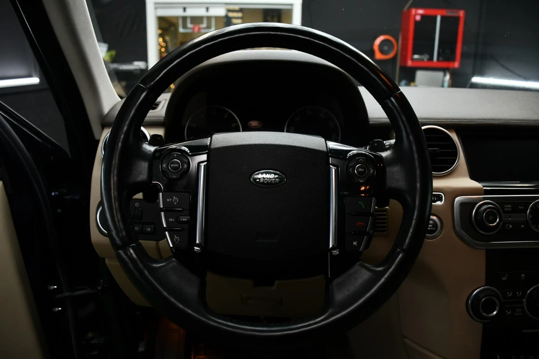 2016 Land Rover Discovery 4th Gen - Image 20 of 21