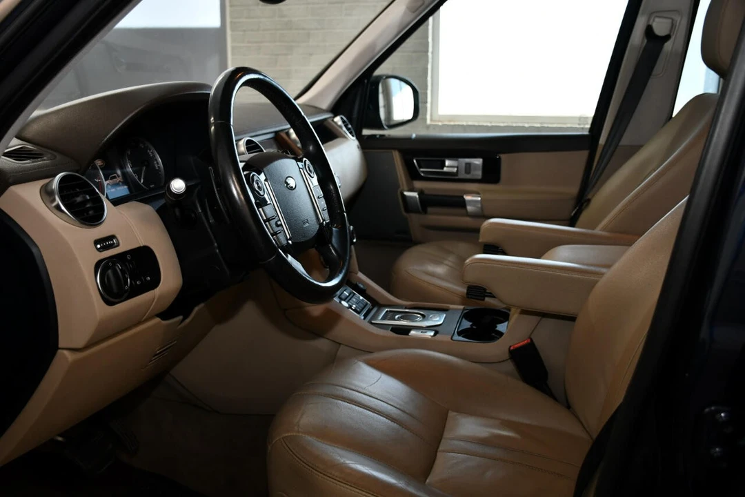 2016 Land Rover Discovery 4th Gen - Image 15 of 21