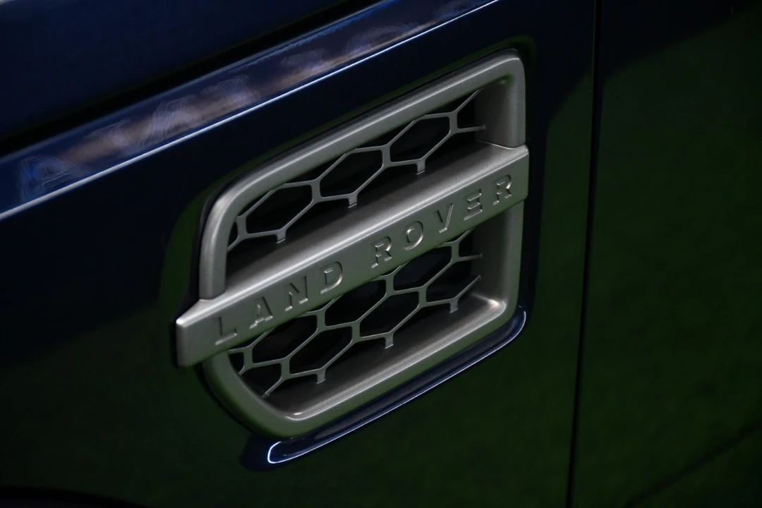 2016 Land Rover Discovery 4th Gen - Image 8 of 21