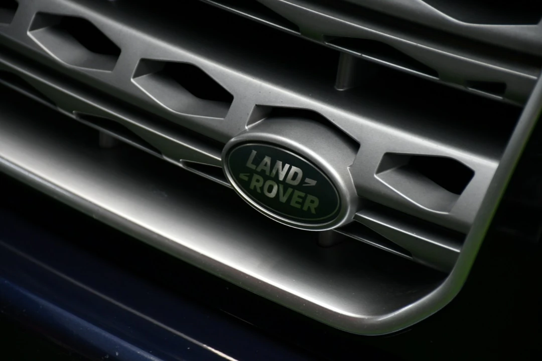 2016 Land Rover Discovery 4th Gen - Image 7 of 21