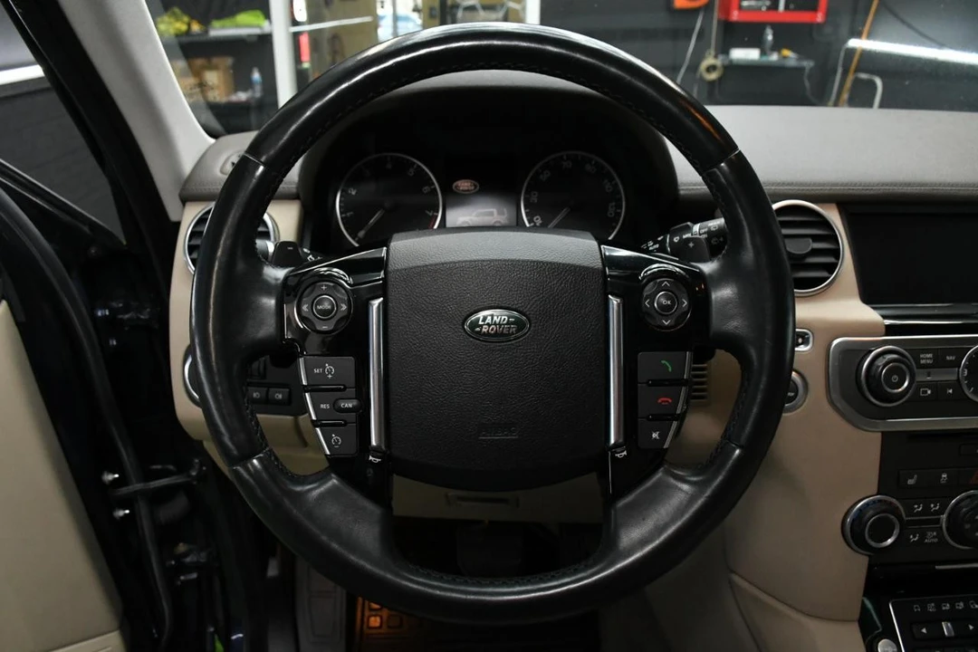 2016 Land Rover Discovery 4th Gen - Image 21 of 21