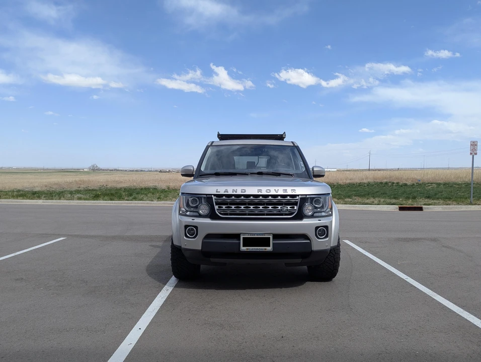 2016 Land Rover Discovery 4th Gen - Image 11 of 30