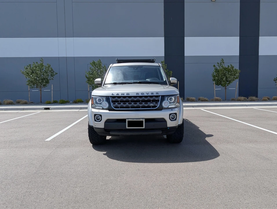 2016 Land Rover Discovery 4th Gen - Image 9 of 30