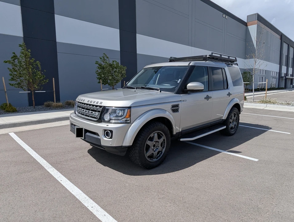 2016 Land Rover Discovery 4th Gen - Image 16 of 30