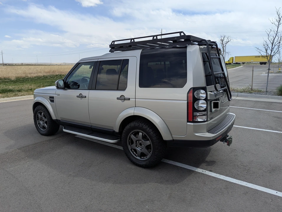 2016 Land Rover Discovery 4th Gen - Image 21 of 30