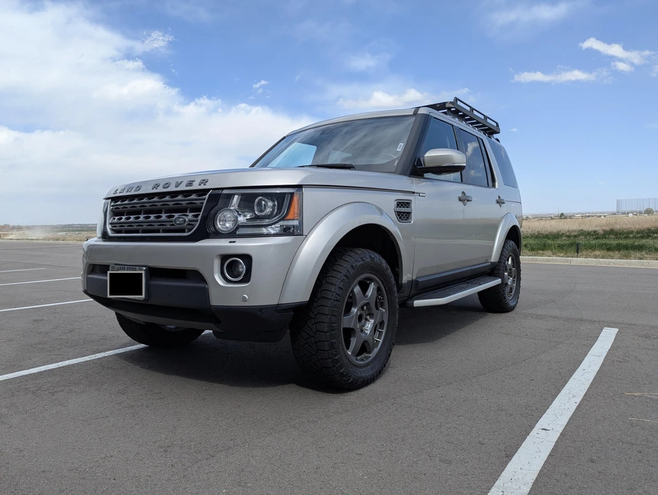 2016 Land Rover Discovery 4th Gen - Image 13 of 30