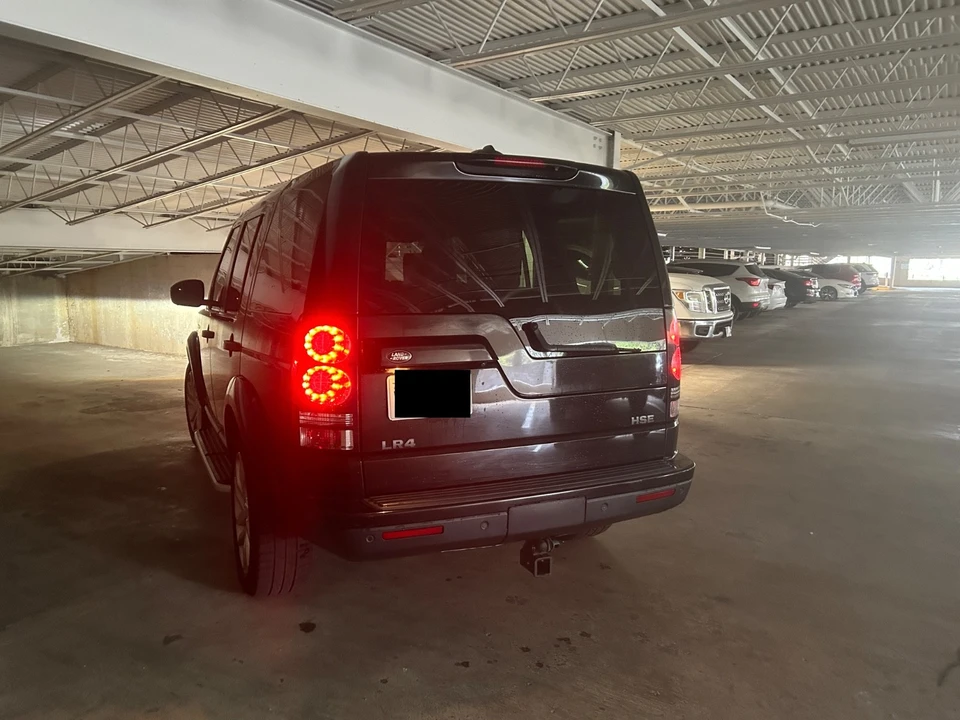2016 Land Rover Discovery 4th Gen - Image 4 of 20