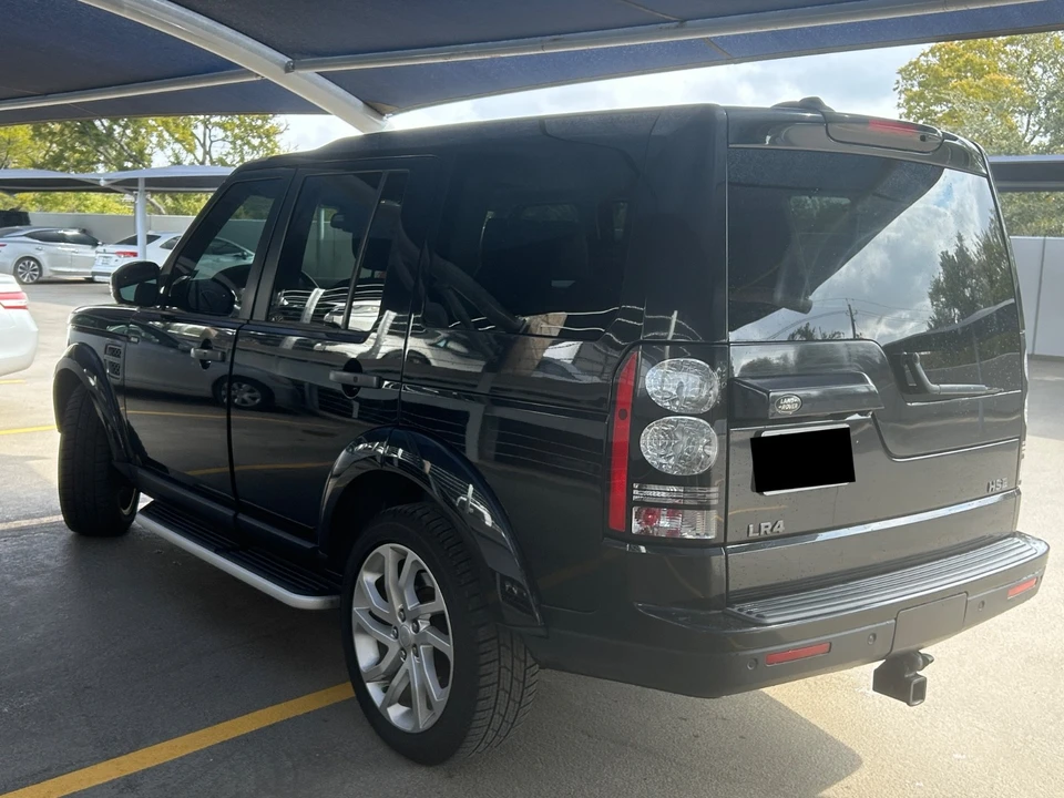 2016 Land Rover Discovery 4th Gen - Image 8 of 20