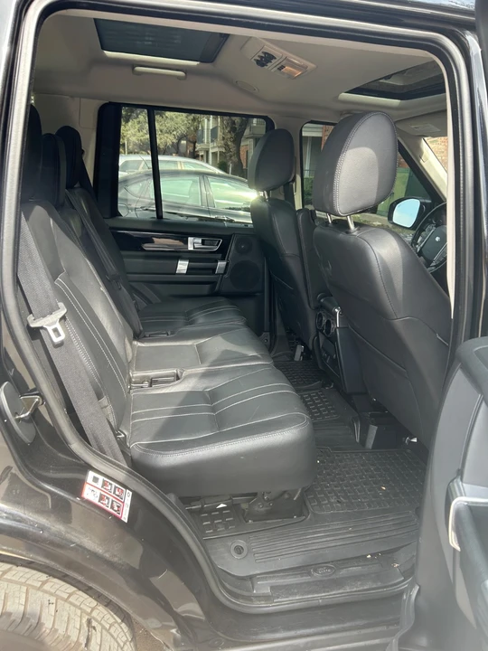 2016 Land Rover Discovery 4th Gen - Image 14 of 20