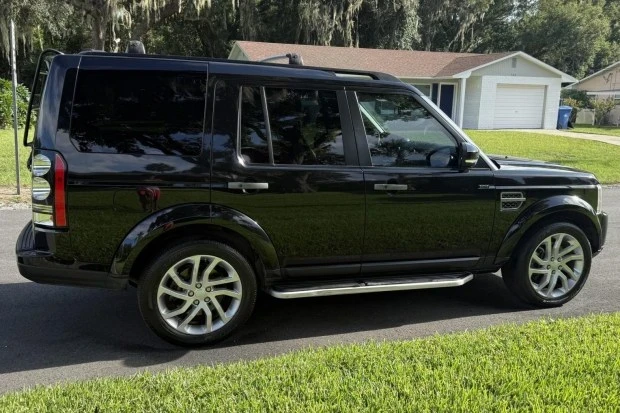 2016 Land Rover Discovery 4th Gen - Image 3 of 7