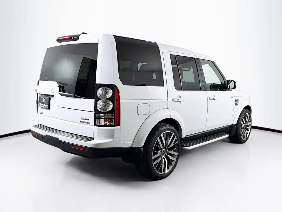 2016 Land Rover Discovery 4th Gen - Image 8 of 21