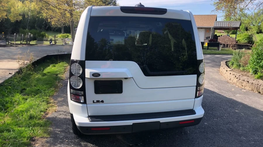 2016 Land Rover Discovery 4th Gen - Image 3 of 18
