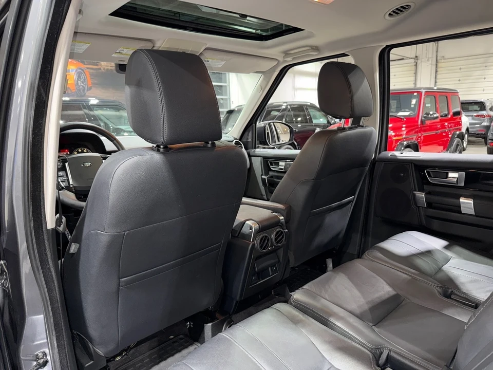 2016 Land Rover Discovery 4th Gen - Image 11 of 12