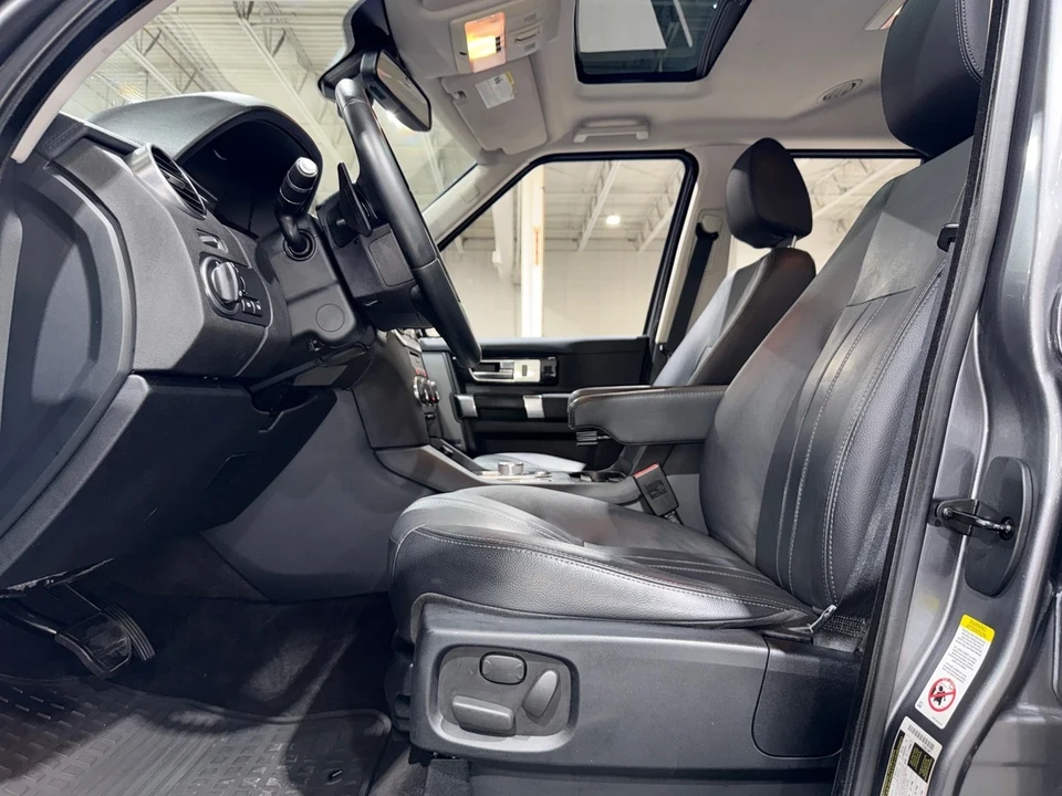 2016 Land Rover Discovery 4th Gen - Image 10 of 12