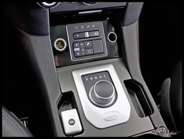 2016 Land Rover Discovery 4th Gen - Image 18 of 21