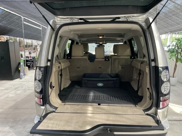 2016 Land Rover Discovery 4th Gen - Image 18 of 21