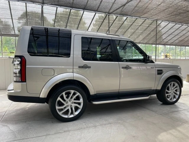 2016 Land Rover Discovery 4th Gen - Image 4 of 21