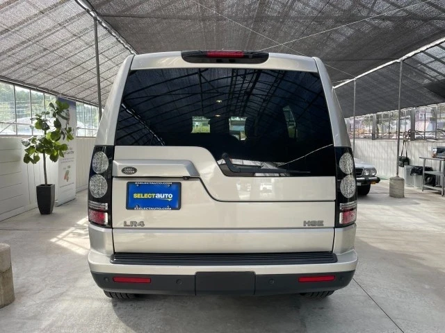 2016 Land Rover Discovery 4th Gen - Image 7 of 21
