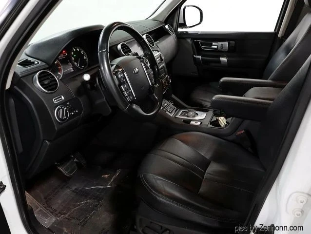 2016 Land Rover Discovery 4th Gen - Image 12 of 21