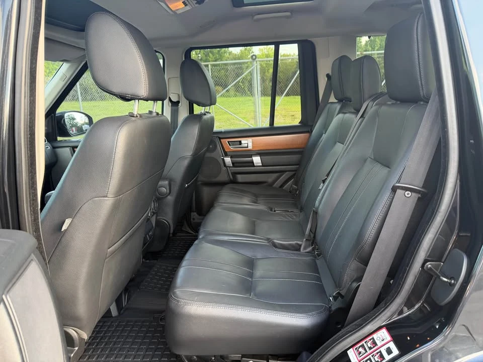 2016 Land Rover Discovery 4th Gen - Image 12 of 14