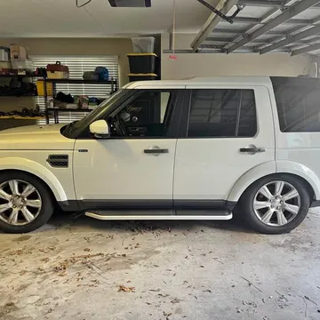 2016 Land Rover LR4 HSE Sport Utility 4D