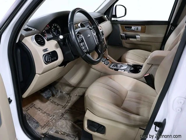 2016 Land Rover Discovery 4th Gen - Image 12 of 21