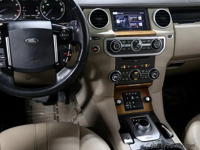 2016 Land Rover Discovery 4th Gen - Image 17 of 21