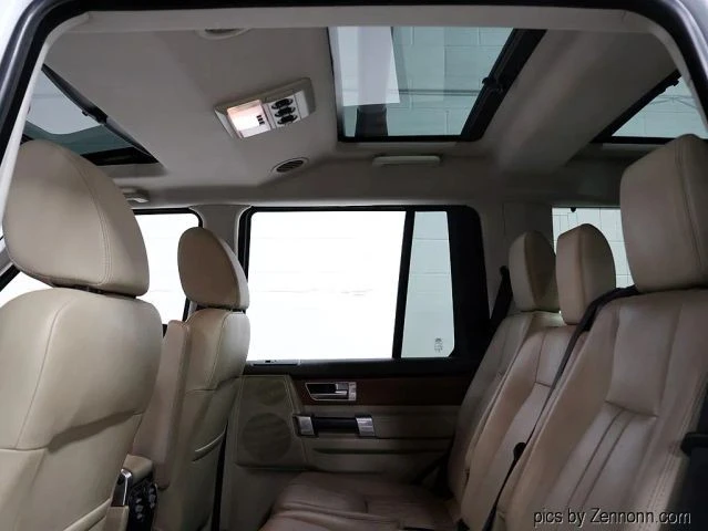 2016 Land Rover Discovery 4th Gen - Image 14 of 21