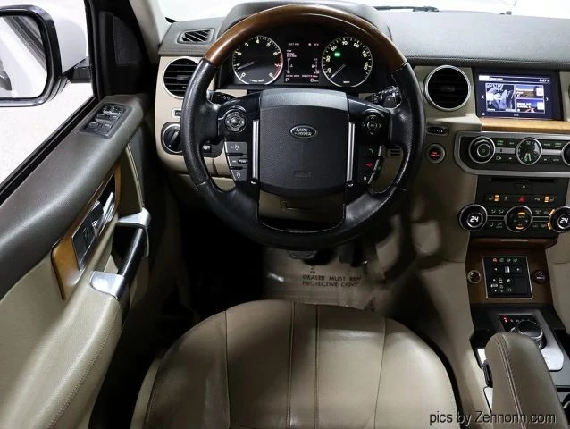 2016 Land Rover Discovery 4th Gen - Image 16 of 21