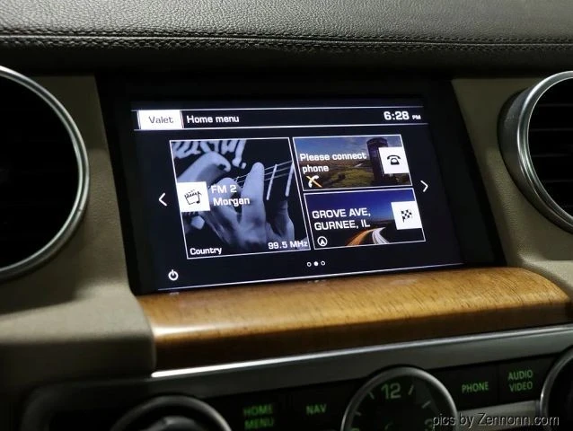 2016 Land Rover Discovery 4th Gen - Image 19 of 21