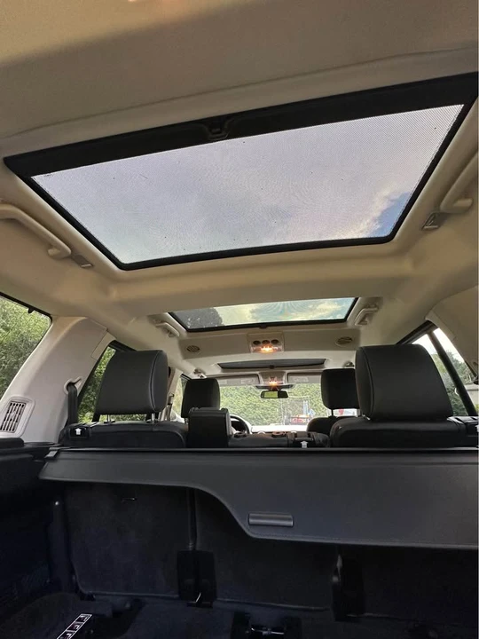 2016 Land Rover Discovery 4th Gen - Image 9 of 13