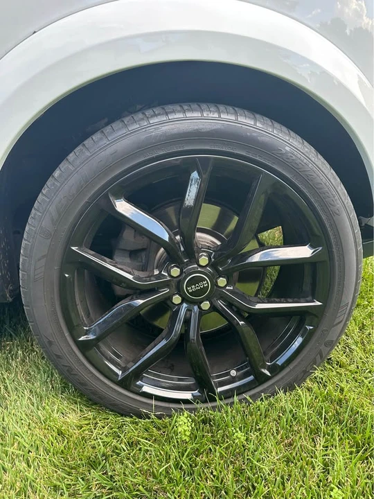 2016 Land Rover Discovery 4th Gen - Image 7 of 13