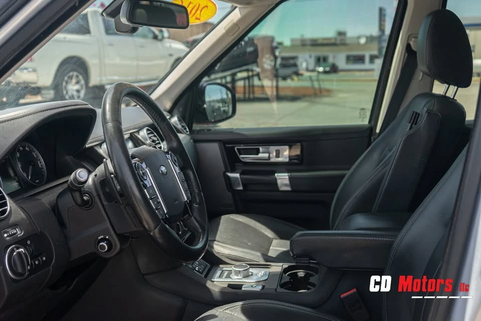 2016 Land Rover Discovery 4th Gen - Image 12 of 20