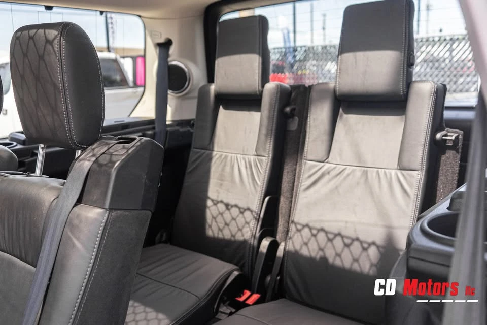 2016 Land Rover Discovery 4th Gen - Image 17 of 20