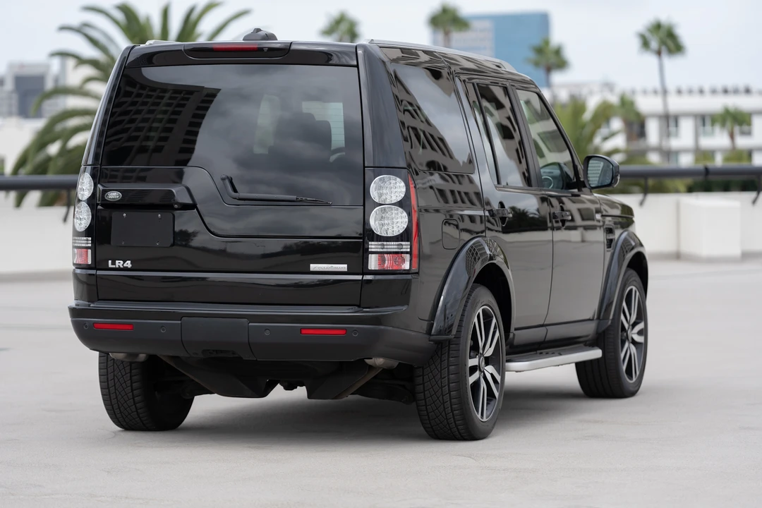 2016 Land Rover Discovery 4th Gen - Image 15 of 31