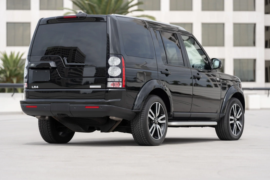 2016 Land Rover Discovery 4th Gen - Image 14 of 31