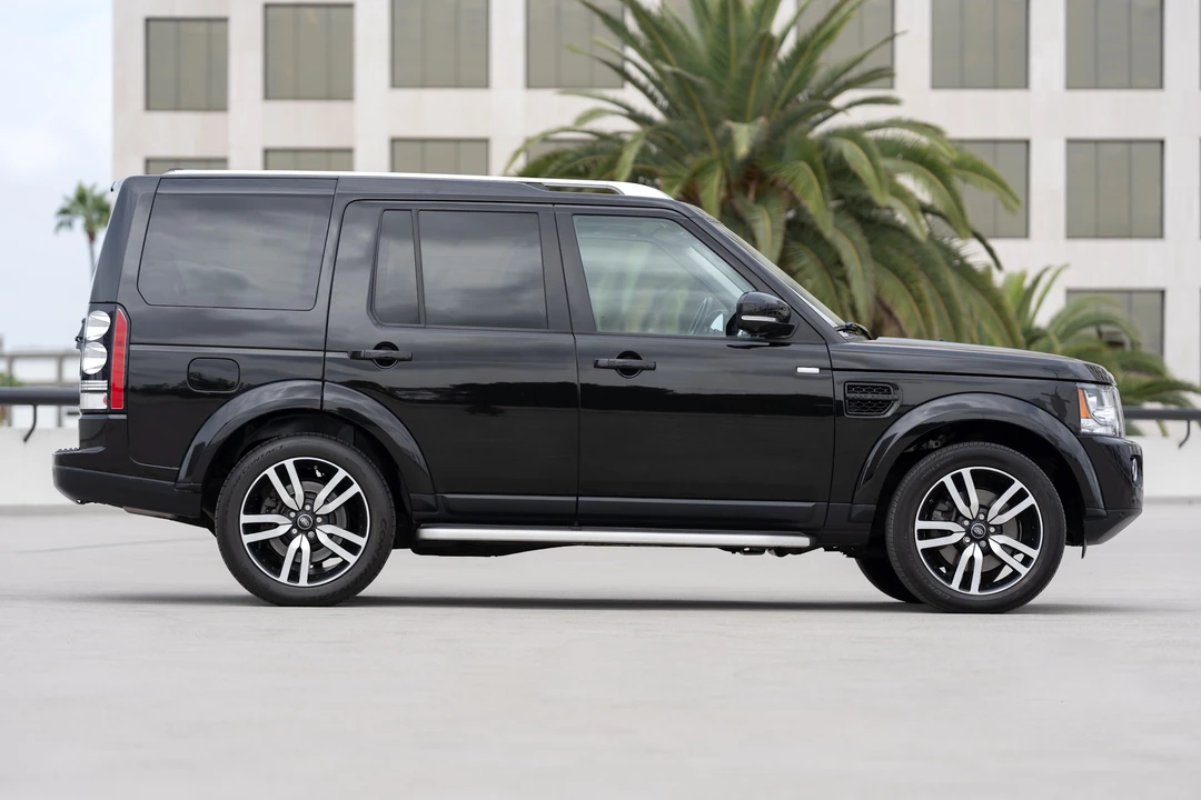 2016 Land Rover Discovery 4th Gen - Image 11 of 31