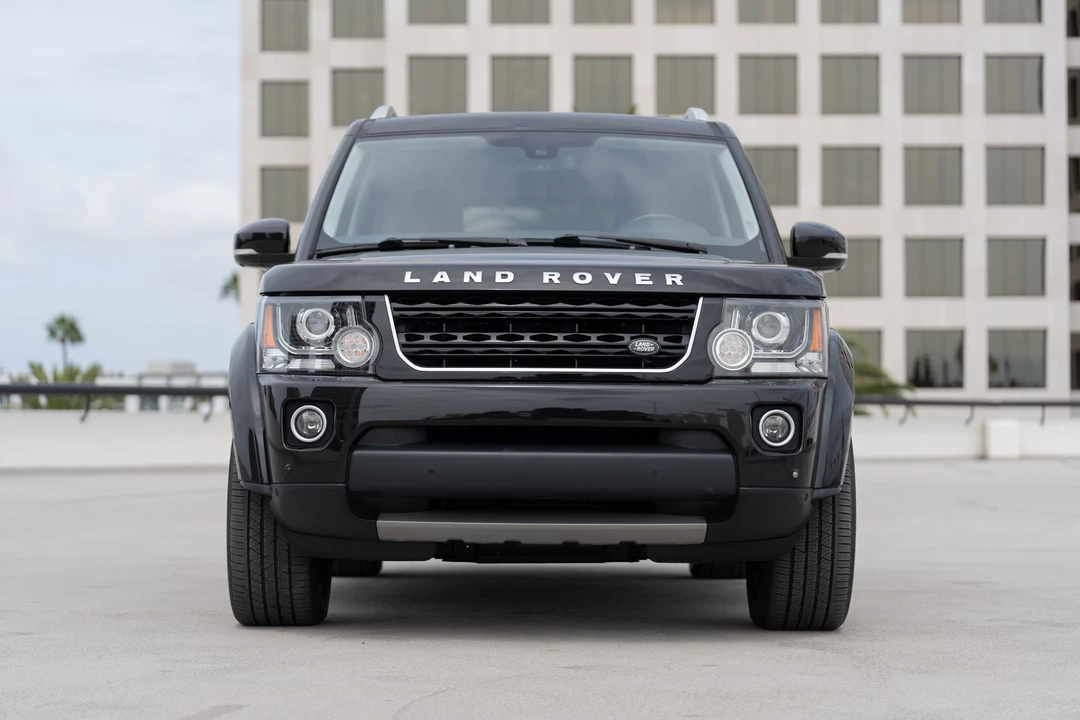 2016 Land Rover Discovery 4th Gen - Image 4 of 31