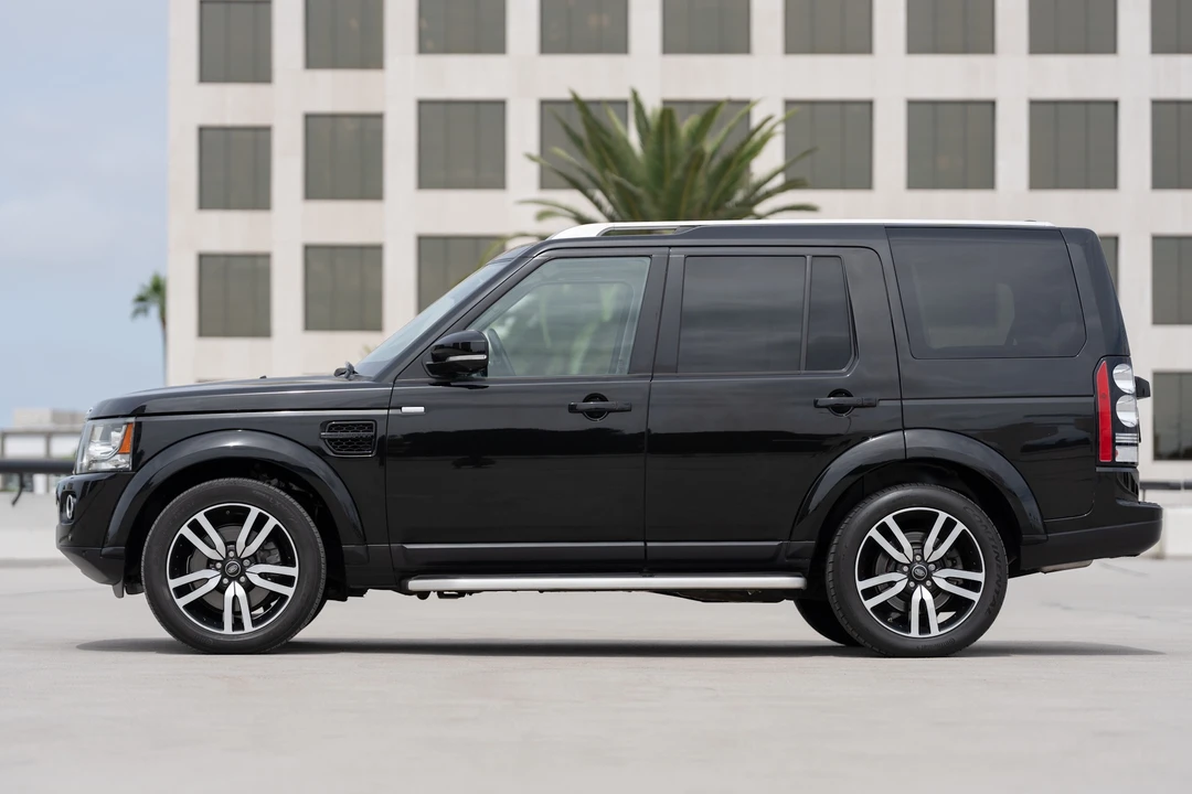 2016 Land Rover Discovery 4th Gen - Image 21 of 31
