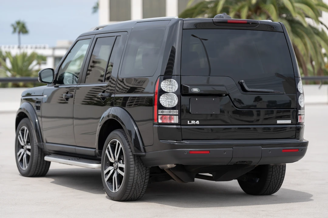 2016 Land Rover Discovery 4th Gen - Image 18 of 31