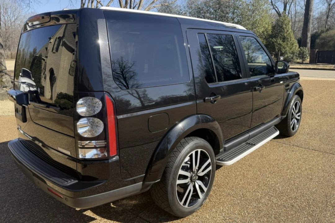 2016 Land Rover Discovery 4th Gen - Image 2 of 7