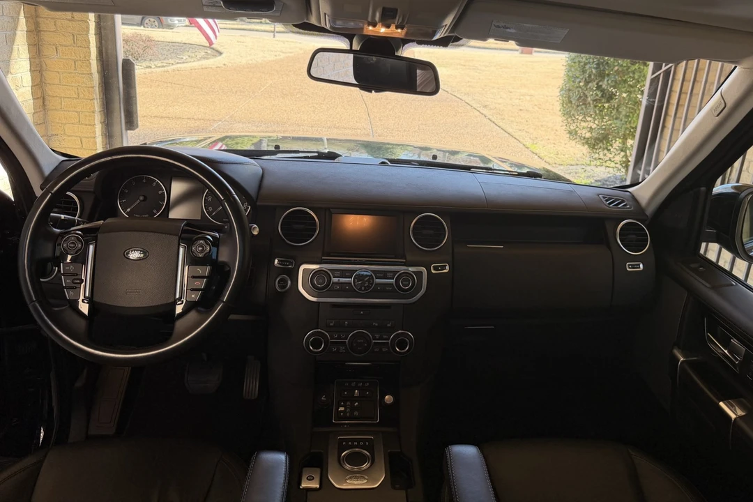 2016 Land Rover Discovery 4th Gen - Image 5 of 7