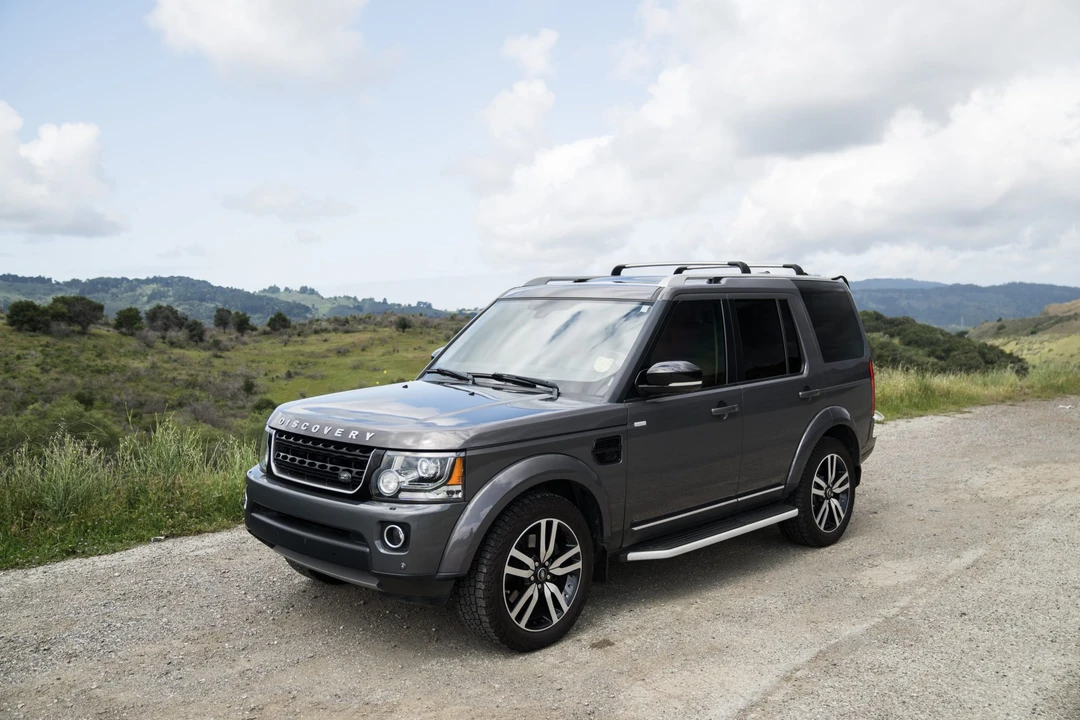 2016 Land Rover Discovery 4th Gen - Image 3 of 31