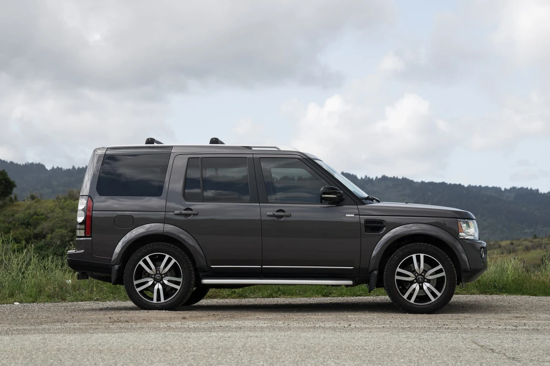 2016 Land Rover Discovery 4th Gen - Image 30 of 31