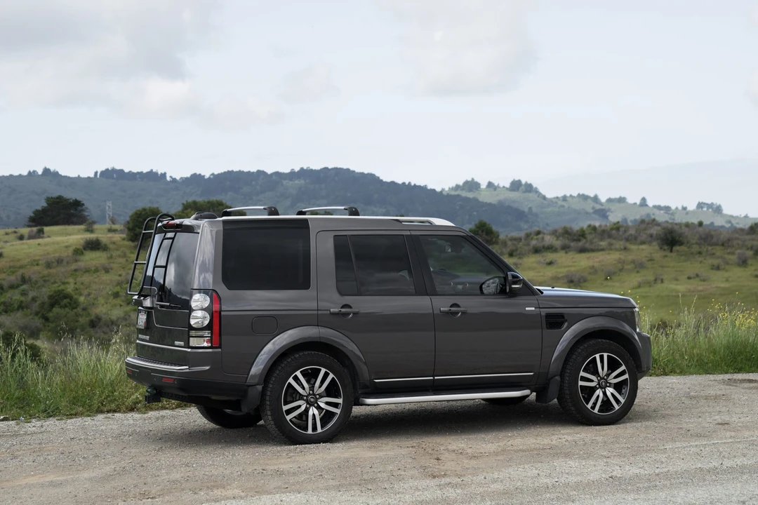 2016 Land Rover Discovery 4th Gen - Image 28 of 31